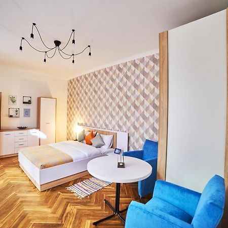 Comfort Apartments In Center Lemberg Exterior foto
